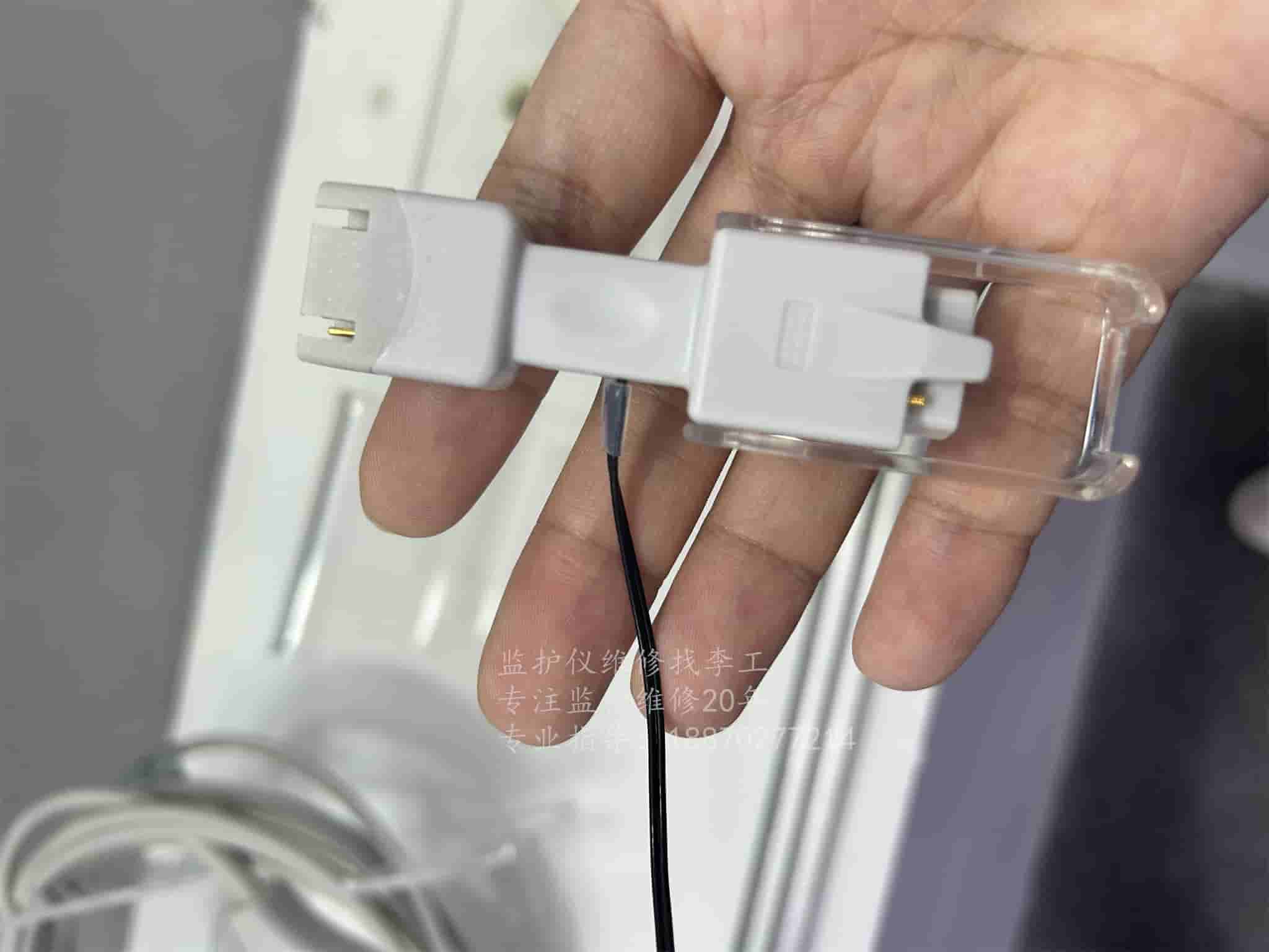 Nellcor 血氧接頭轉(zhuǎn)換器REF U700-49R (2).jpg Nellcor 血氧接頭轉(zhuǎn)換器REF U700-49R (2).jpg