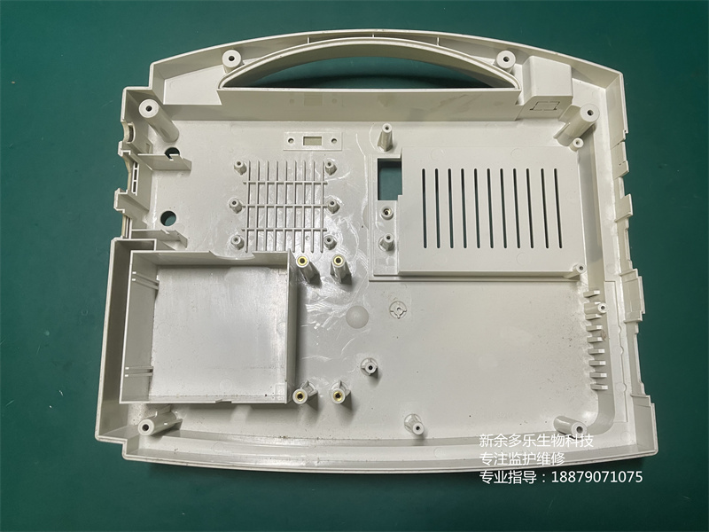 理邦SE-100心電圖機下殼 (6).jpg