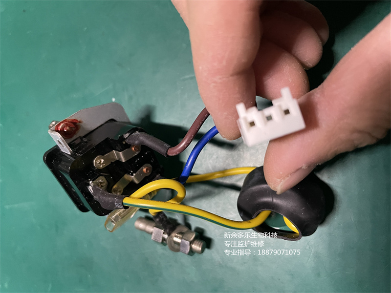 科曼C26胎監(jiān)儀三叉電源與地線接口組件 