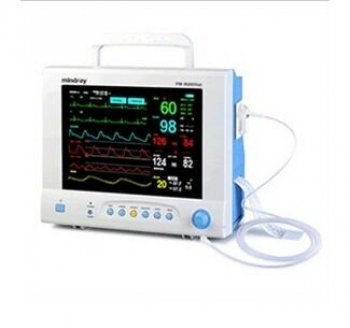 邁瑞PM7000監(jiān)護(hù)儀顯示屏尺寸與技術(shù)特性解析